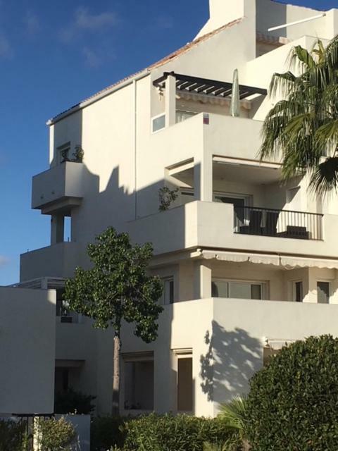 Miraflores Golf Gardens II Luxe Appartement At Riviera Del Sol Sitio de Calahonda Luaran gambar